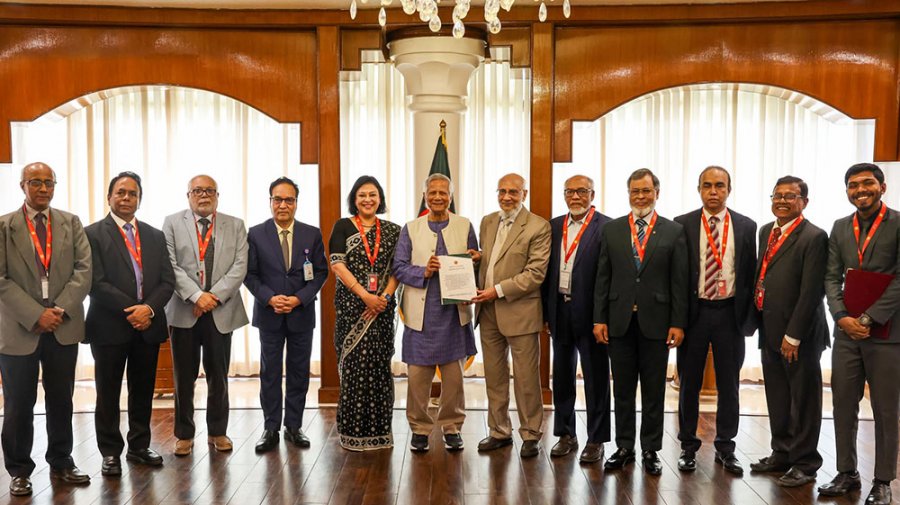 উপসচিবদের গাড়ি কেনার ঋণ ও পদোন্নতিতে পুলিশ ভেরিফিকেশন বাতিলের সুপারিশ